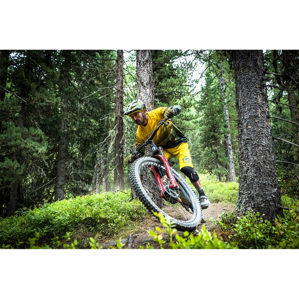 MT500 Scenic L/S Tee LTD - Black