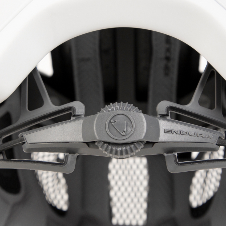 Hummvee Plus MIPS® Helmet - White