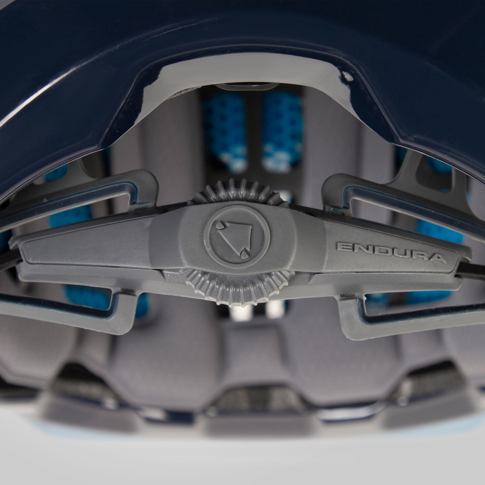 MT500 MIPS® Helm - Betongrau
