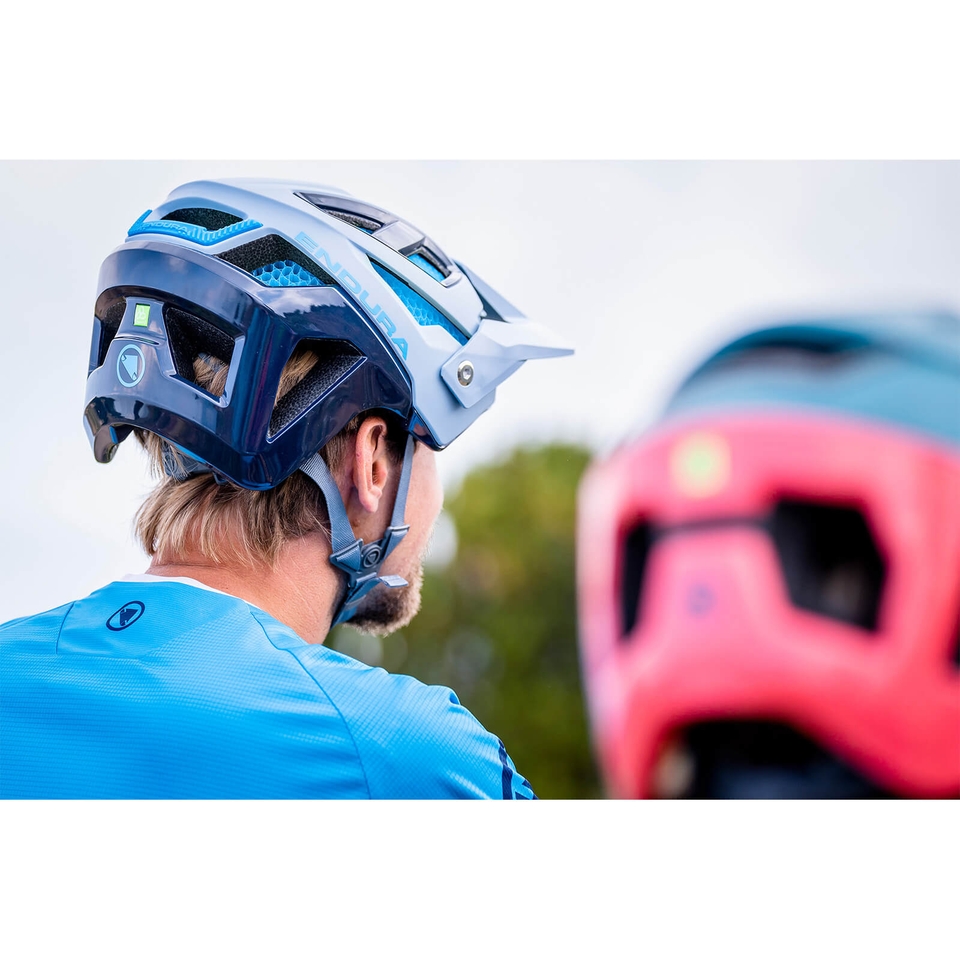 MT500 MIPS® Helm - Schwarz