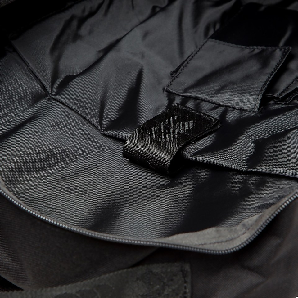 UNISEX MEDIUM BACKPACK BLACK