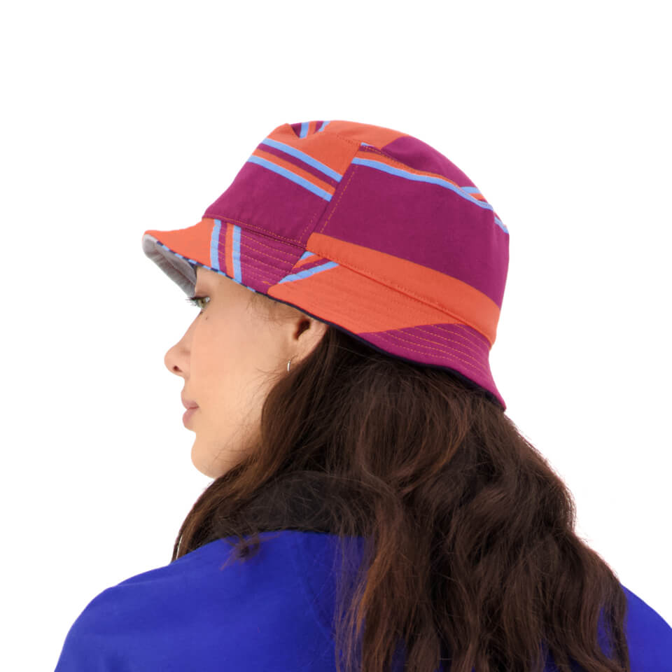 UGLIES REVERSIBLE BUCKET