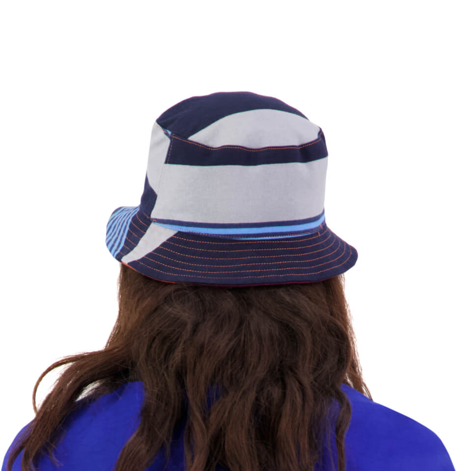 UGLIES REVERSIBLE BUCKET