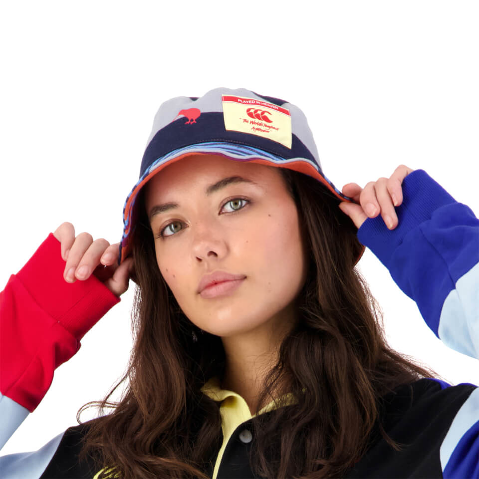 UGLIES REVERSIBLE BUCKET