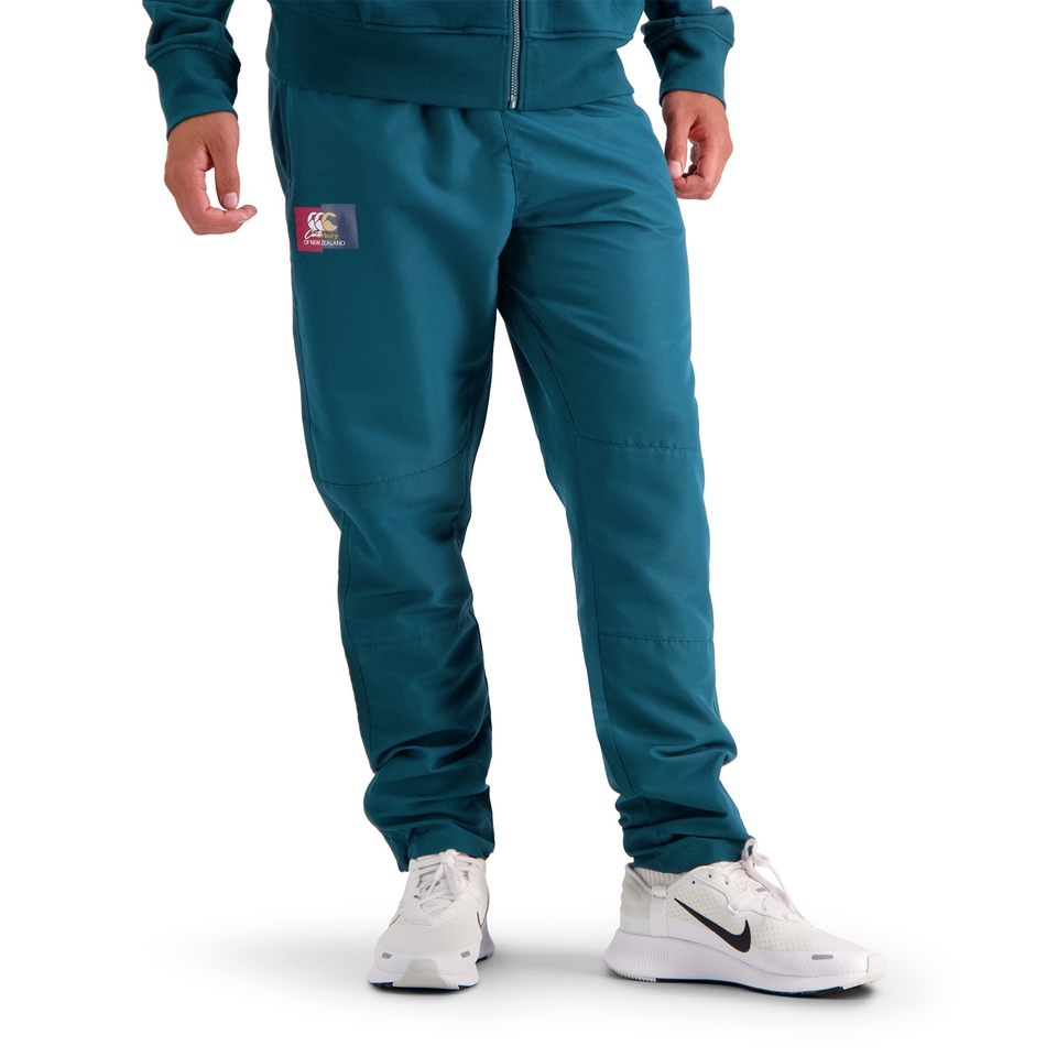 Mens The Clash 32In Woven Pant in Green
