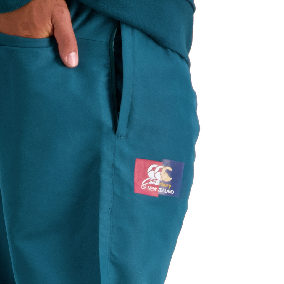 Mens The Clash 32In Woven Pant in Green