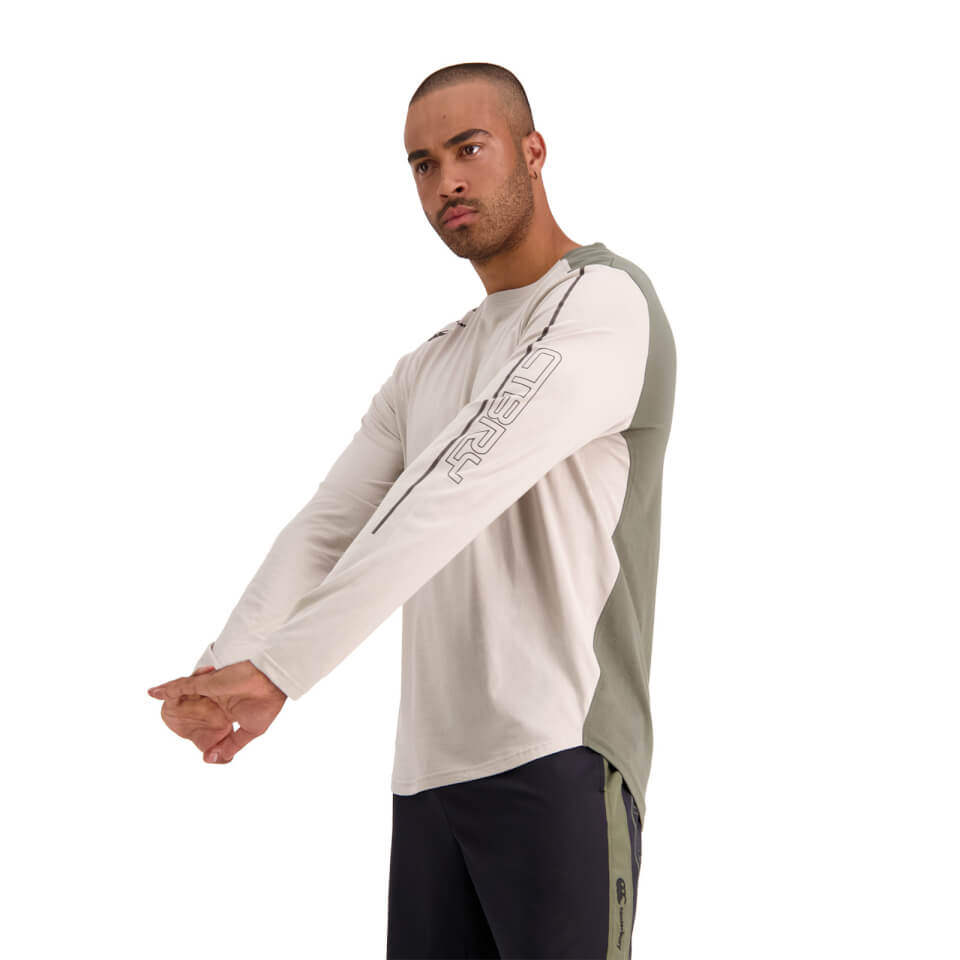 Mens Vapodri Formation Long Sleeve T-Shirt in Grey