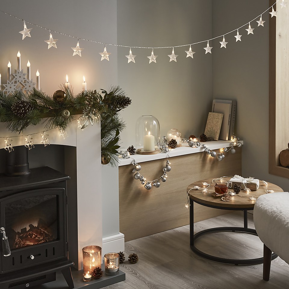 20 Acrylic Reindeer Christmas String Lights (Battery Operated) Homebase