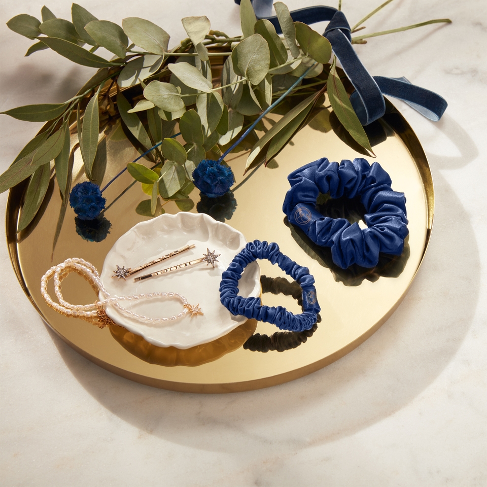Urbanic 30 ♥ Silk Scrunchie Medium / 追跡付 Urbanic 30 ♥ Silk Scrunchie Small / 追跡付 (Urbanic 30/ヘア