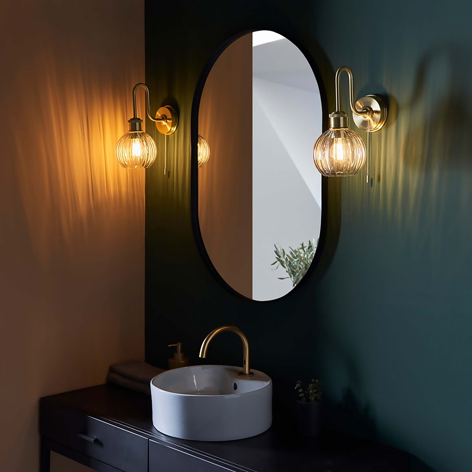 Setley Bathroom Wall Light - Brass