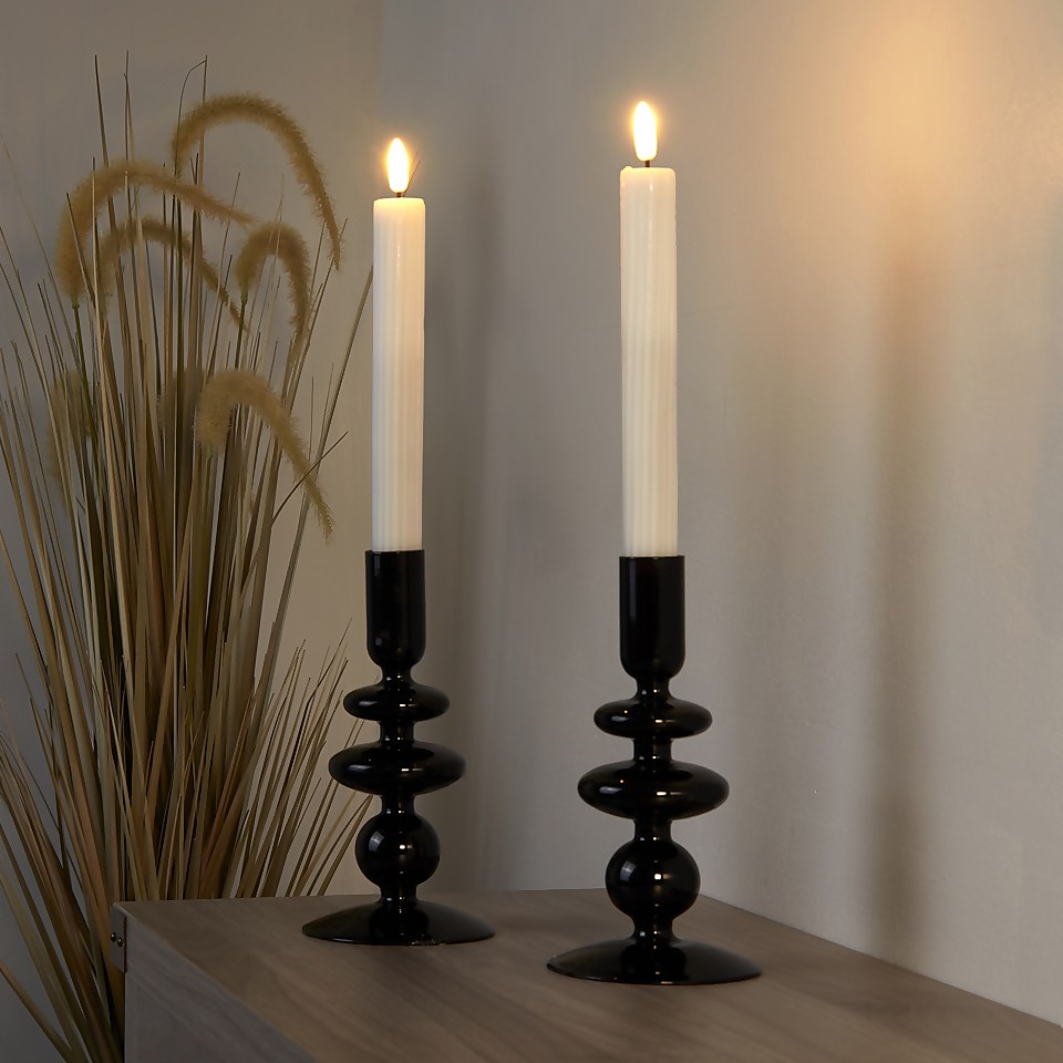 Pack of 2 Taper Ribbed LED Candles - White