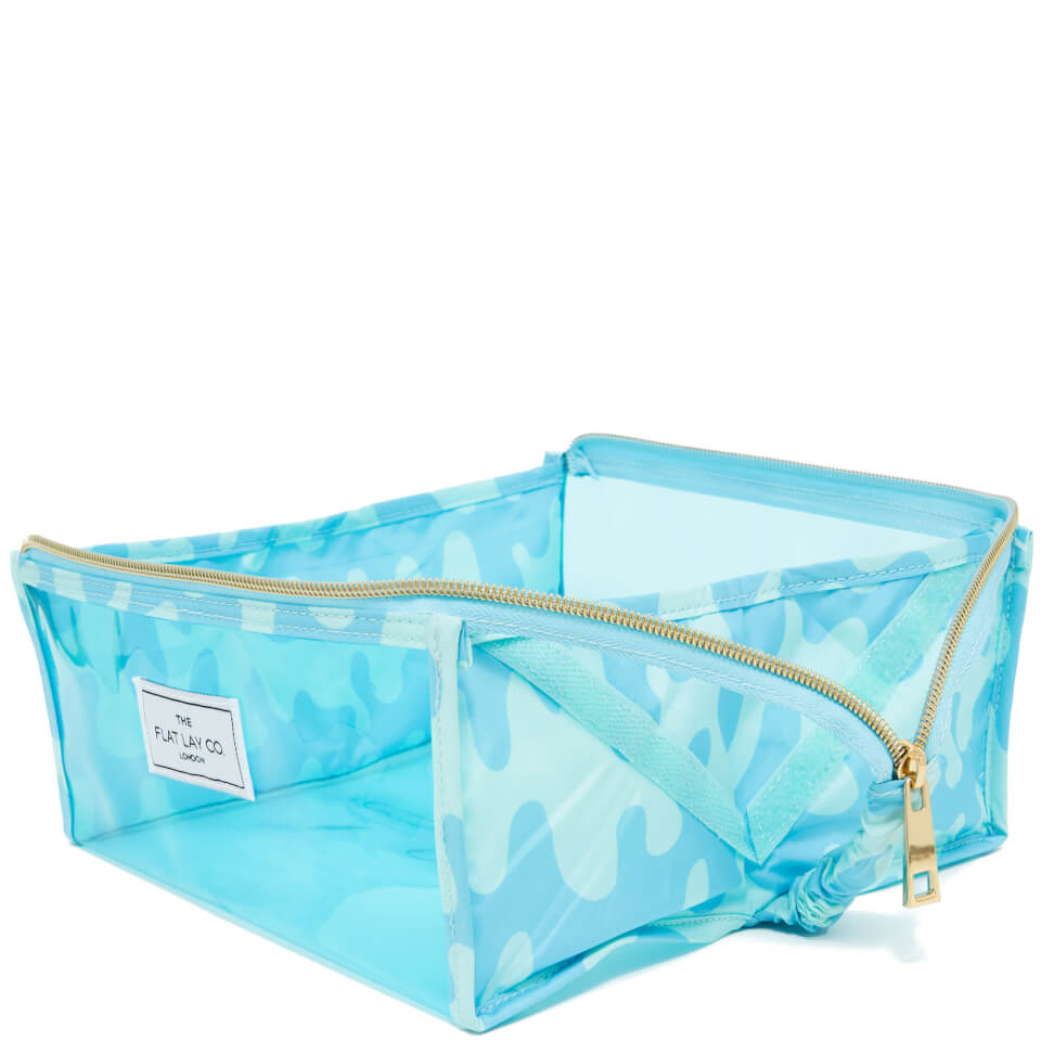The Flat Lay Co. Open Flat Makeup Jelly Box Bag - Blue Drips