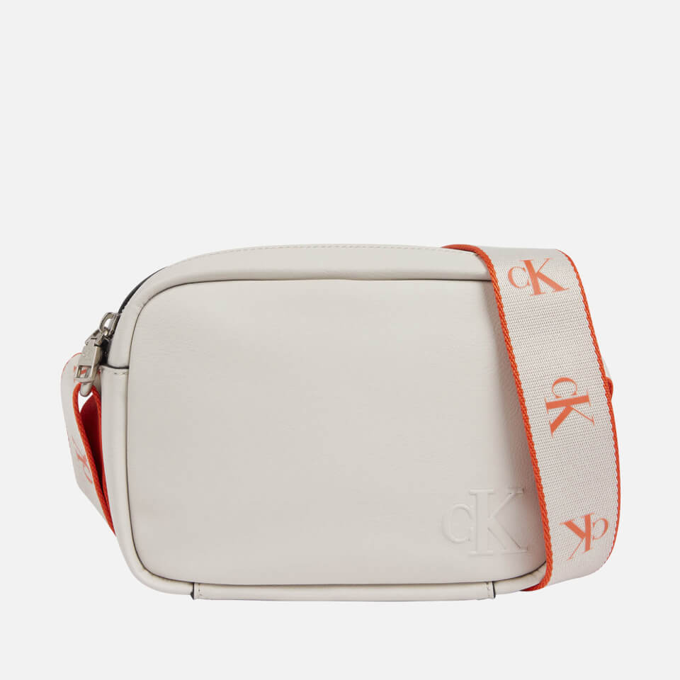 Calvin Klein Jeans Ultralight Faux Leather Camera Bag