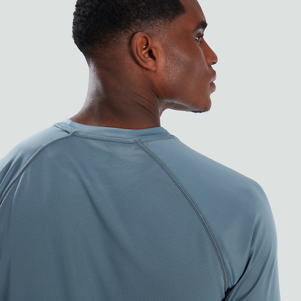 MENS VAPODRI SUPER LIGHT TEE GREY
