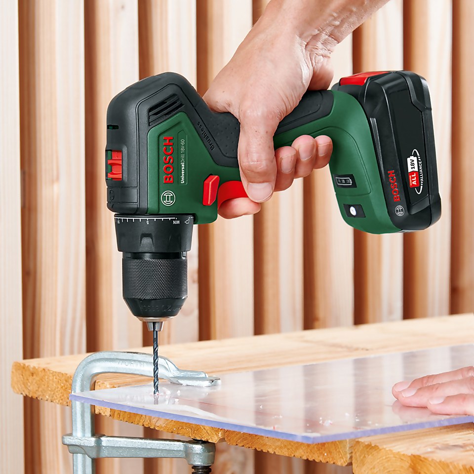 Bosch UniversalDrill 18V60 with 1x 2 0Ah Battery & AL 18V 20 Charger