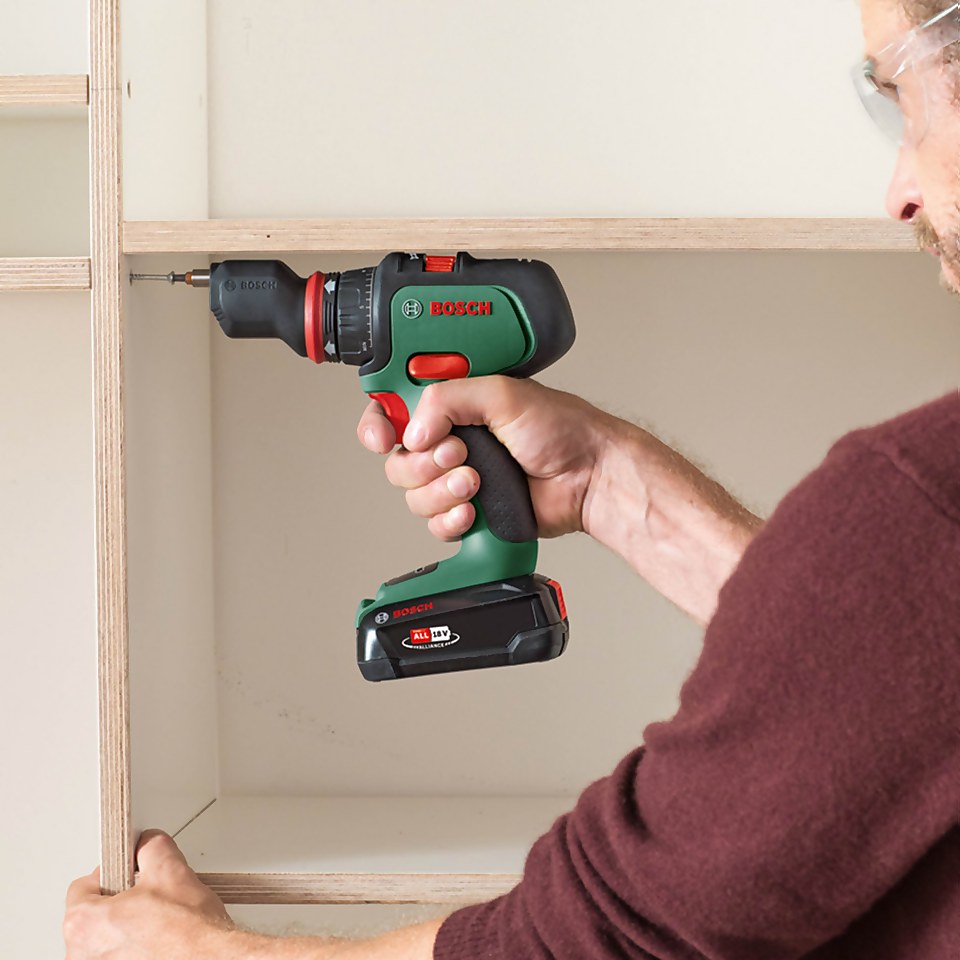 Bosch AdvancedDrill 18 with 1 x 2.5 Ah Battery, Charger and 3 Attachment Set
