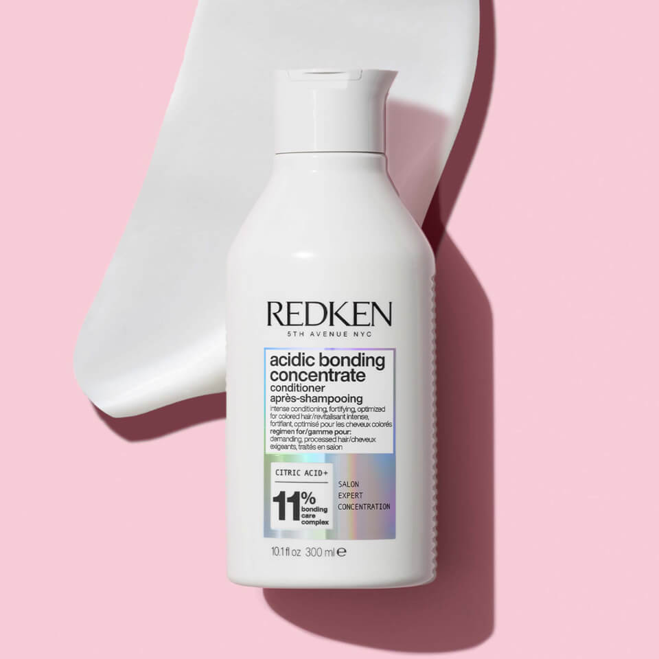 Redken Acidic Bonding Concentrate Intensive Pre-Treatment Bundle
