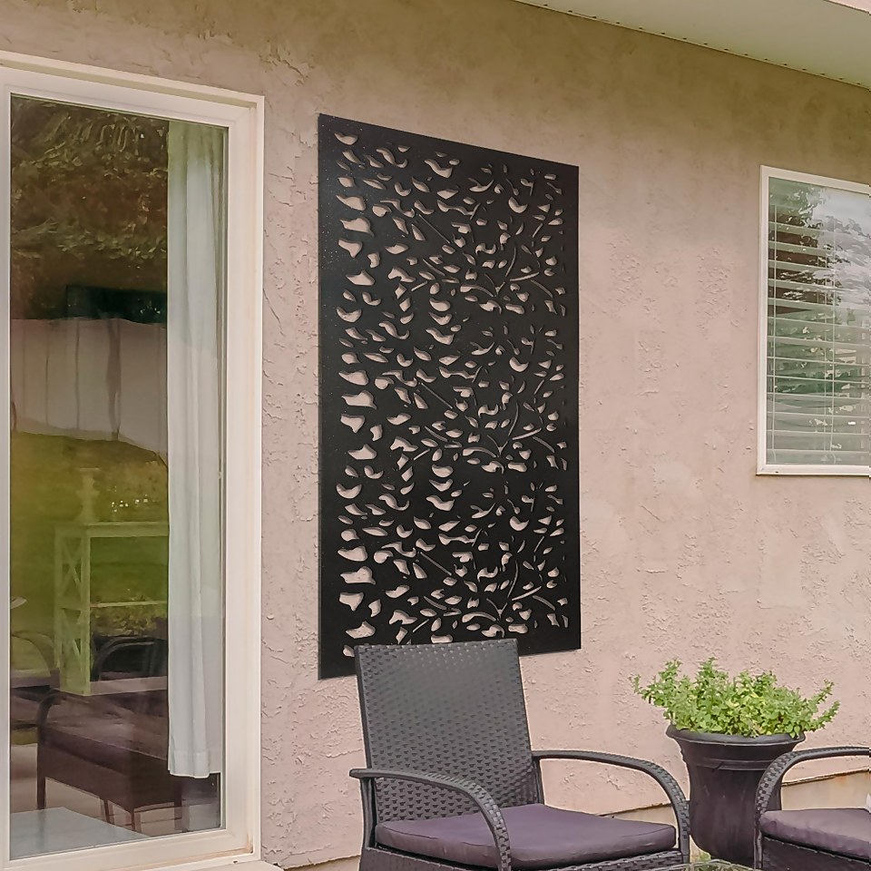 Amarelle Large Metal Leaf Design Decorative Garden Screen - 120cm x 60cm