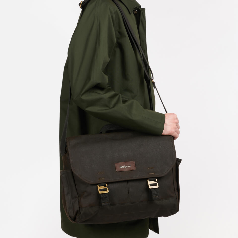 Barbour Essential Wax Messenger Bag