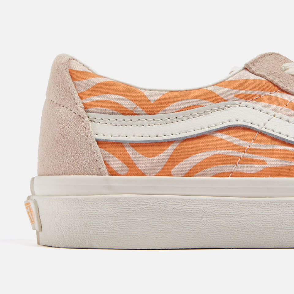 Vintage rio slip on vans hotsell