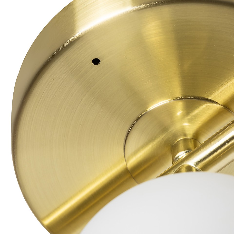 Toronto Satin Brass 3lt Bathroom Spotlight