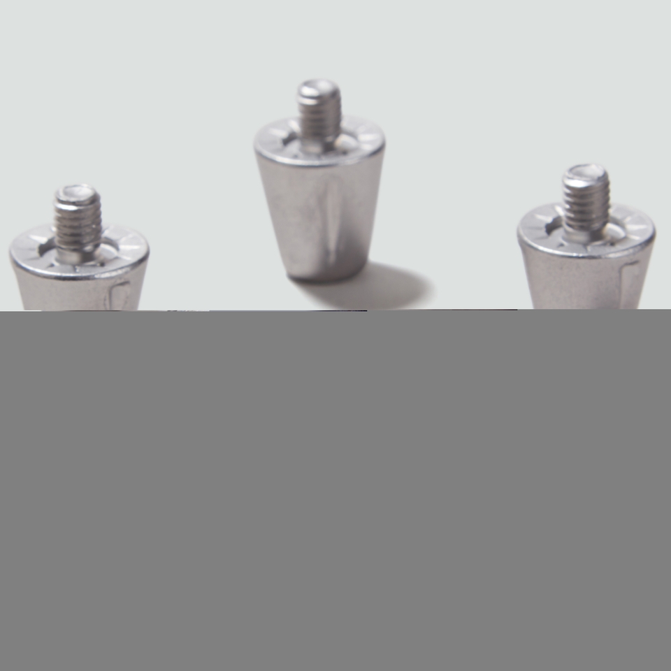 CCC PERFORMANCE STUDS -SHORT SILVER