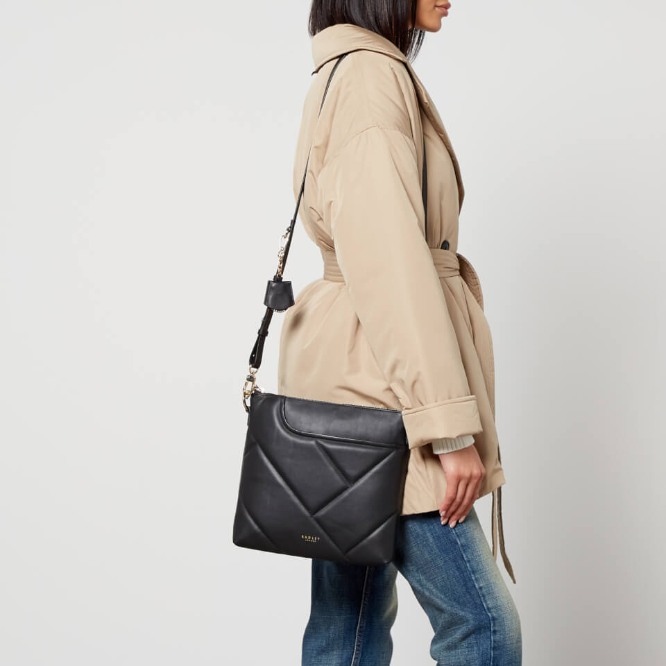 Radley Pockets 2.0 Quilt Medium Ziptop Leather Cross Body Bag