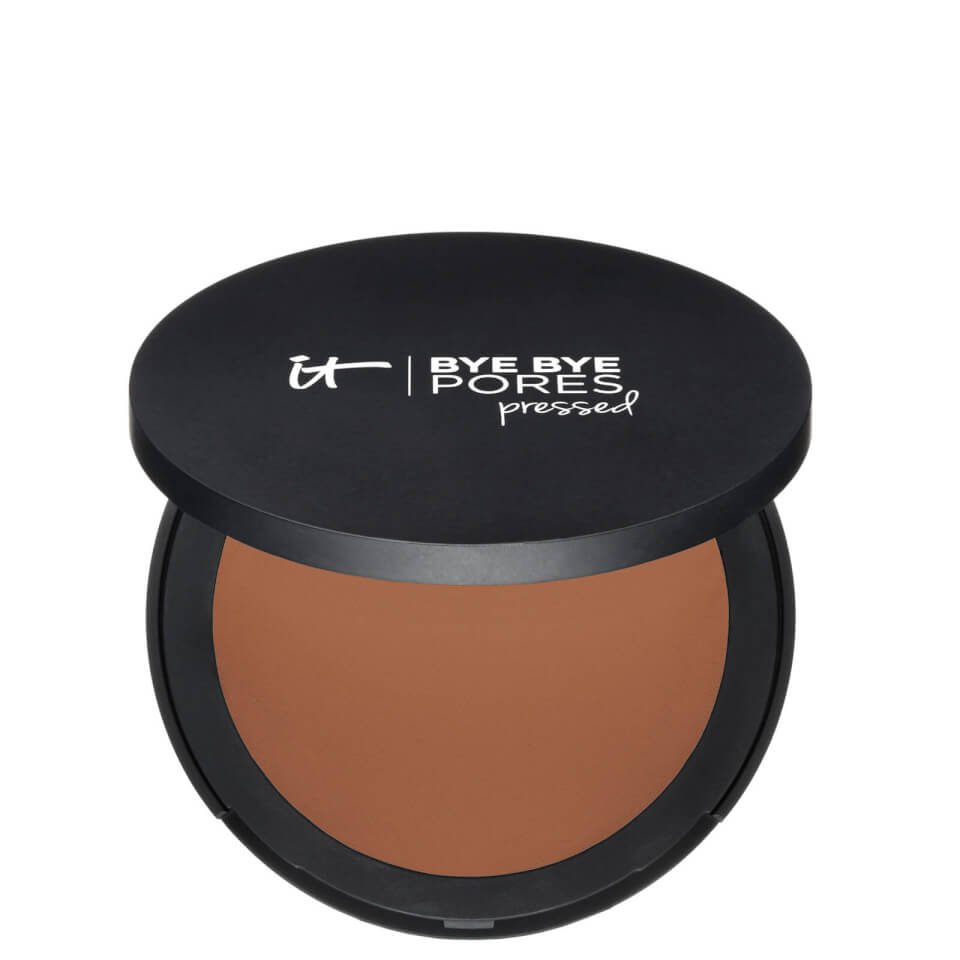 It cosmetics shop pressed powder foundation