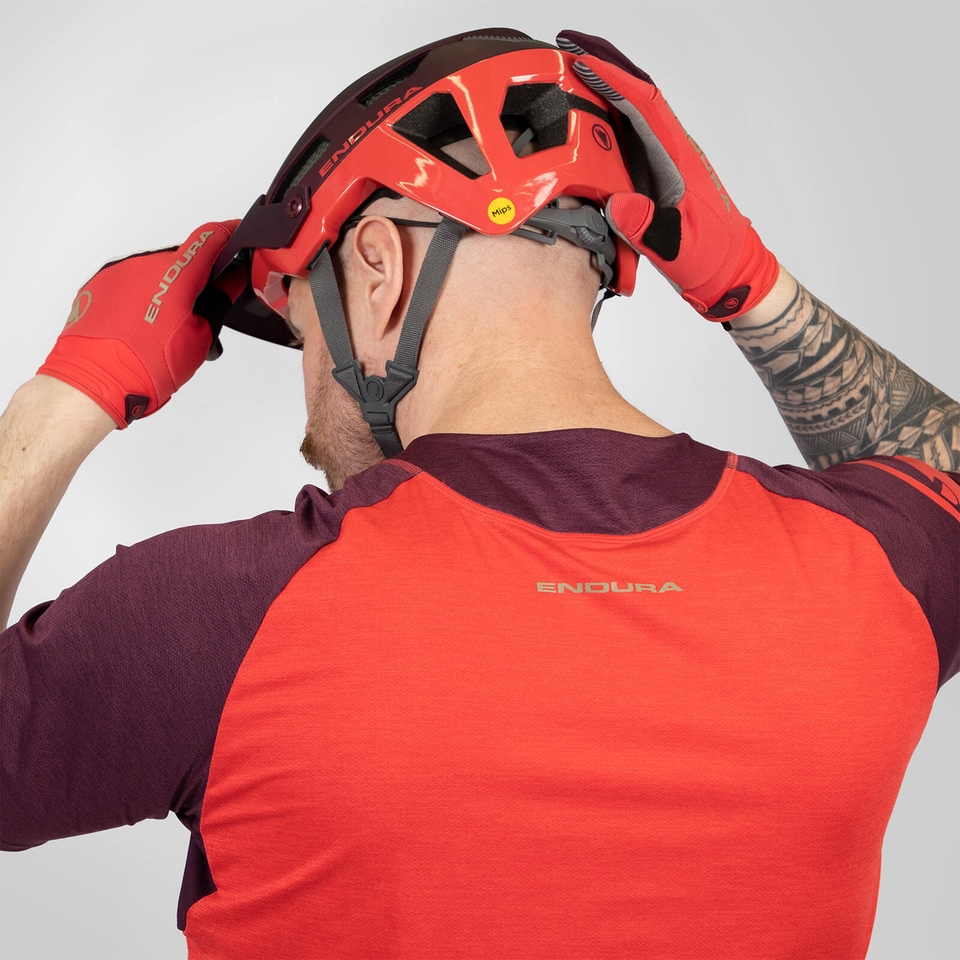 Men's SingleTrack S/S Tee - Pomegranate