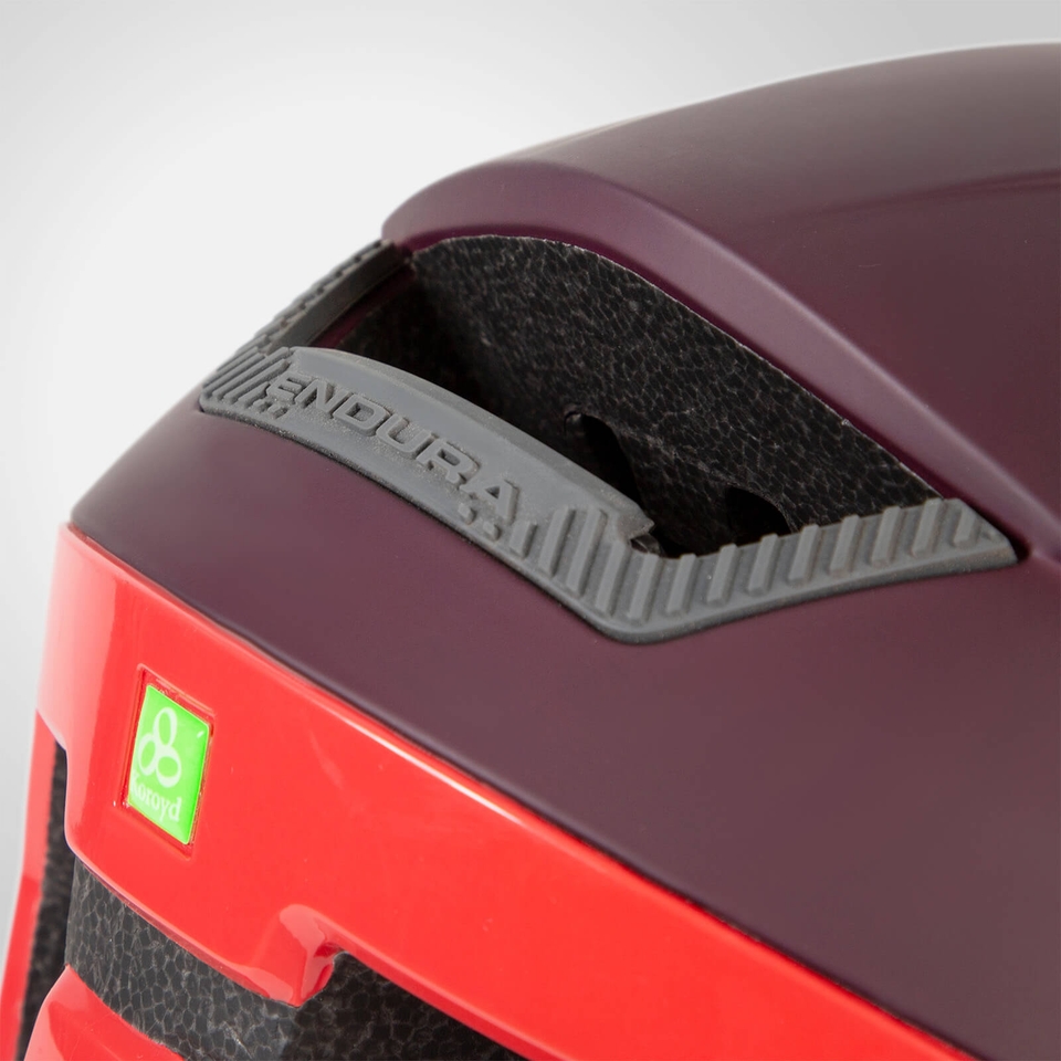 SingleTrack MIPS® Helm - Granatapfel