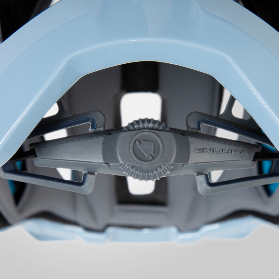 SingleTrack MIPS® Helm - Betongrau