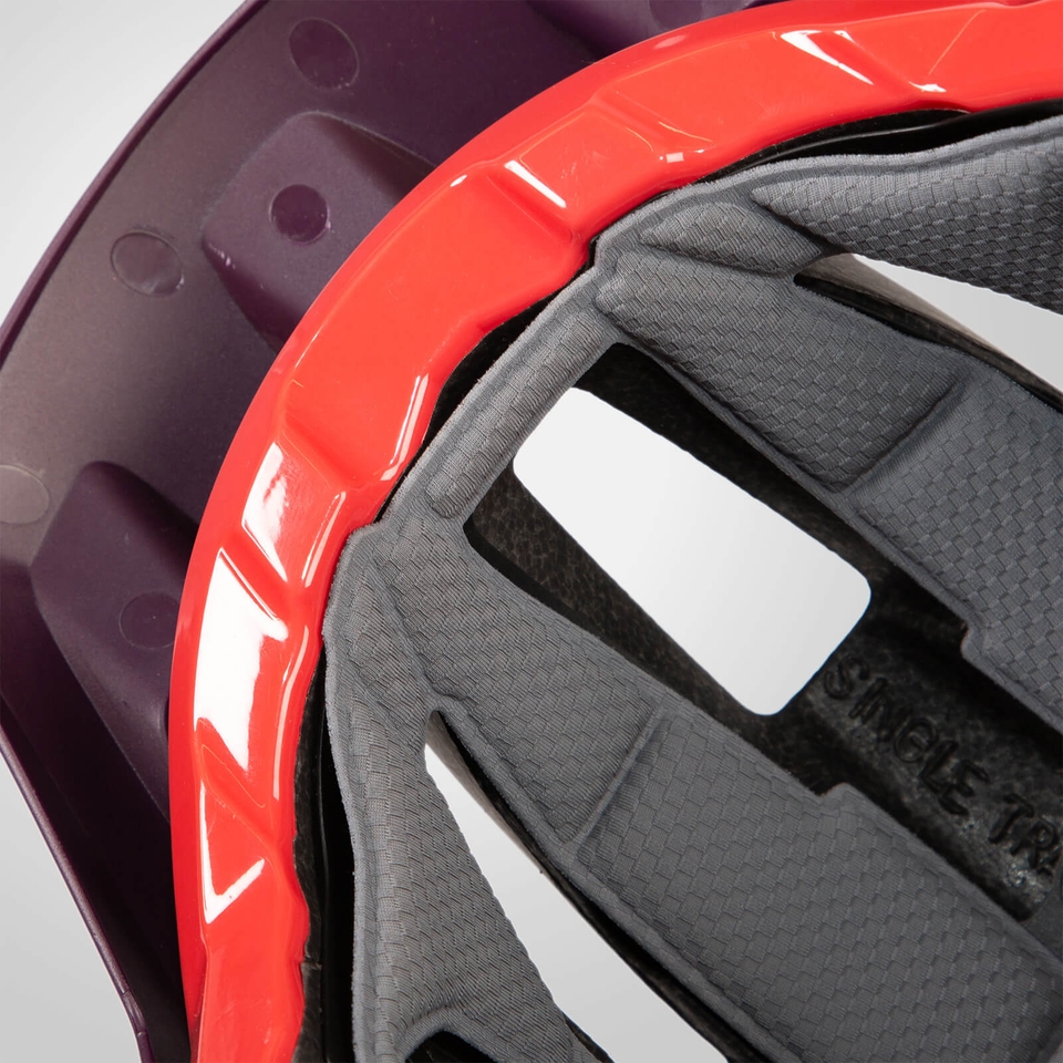 SingleTrack Helmet - Pomegranate
