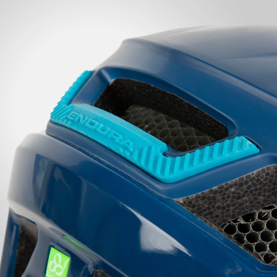 MT500 MIPS® Helm - Blaubeere