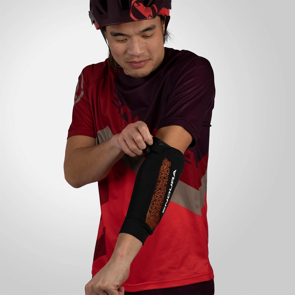 Men's MT500 D3O® Ghost Elbow Pad - Black