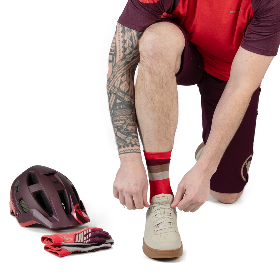 Unisex Bandwidth Socks - Pomegranate