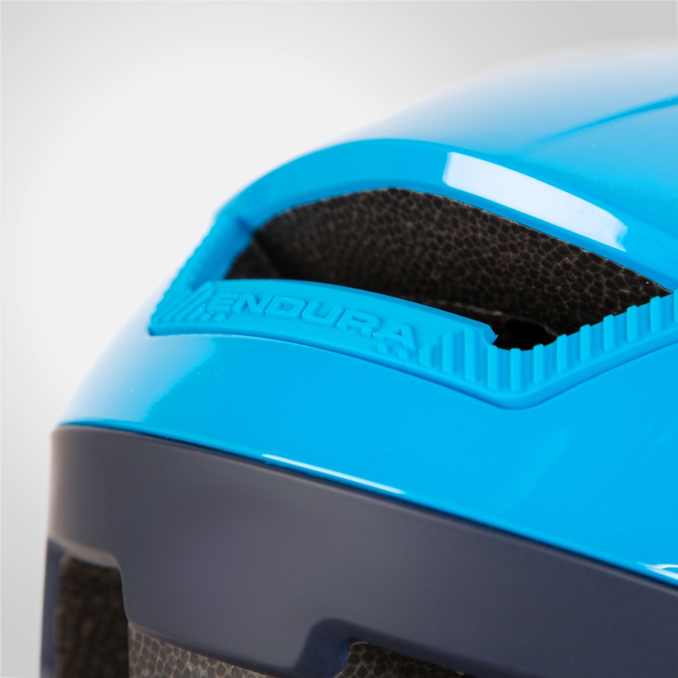 US SingleTrack MIPS® Helmet - Electric Blue