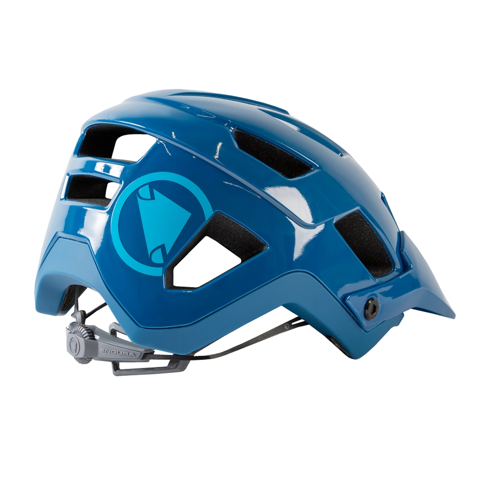 Hummvee Plus MIPS® Helm - Blaubeere