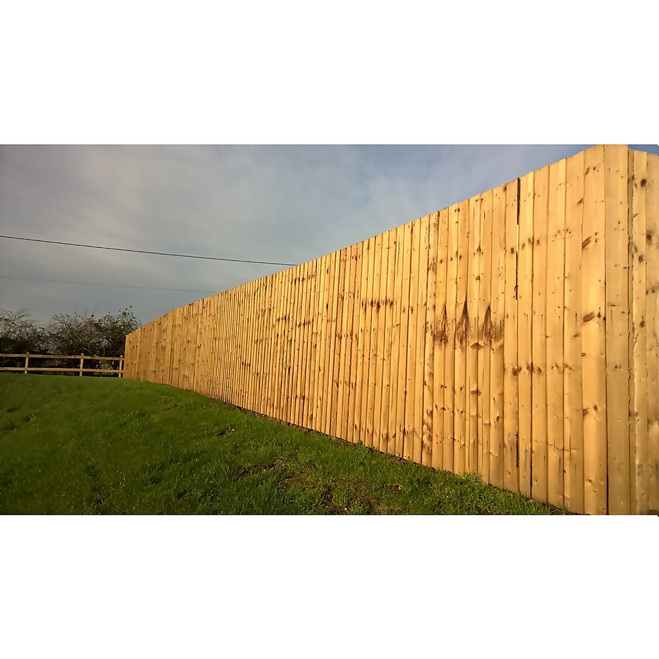 Metsa Feather Edge Fence Board Green Wood Fencing Slat 2.4m (11mm x 150mm x 2400mm) - Pack of 6