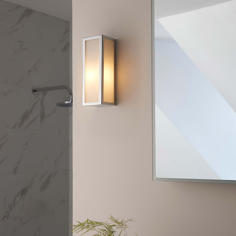 Daltra Small Bathroom Wall Light - Chrome Effect