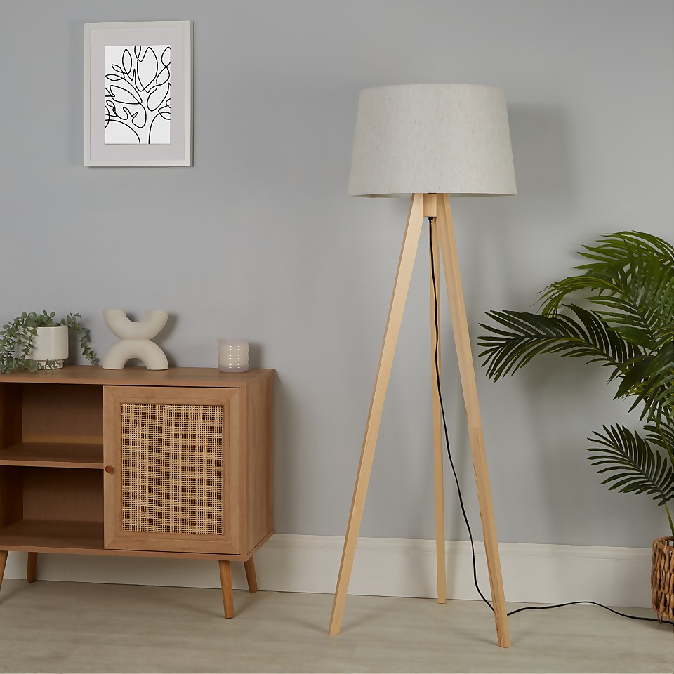 The Wooden Tripod Floor Lamp