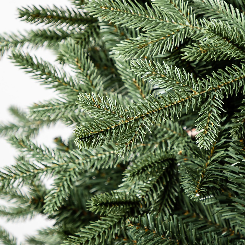 7ft 6in Norway Spruce Artificial Christmas Tree Homebase