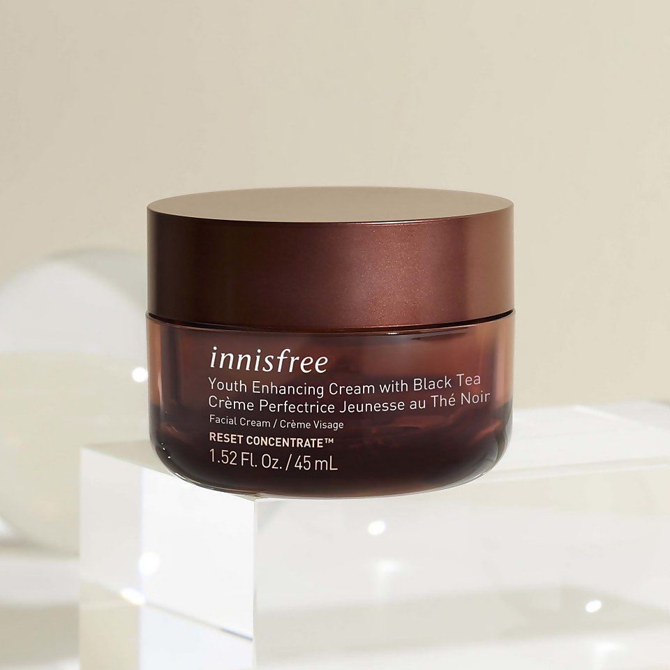 INNISFREE Youth Enhancing Cream With Black Tea 45ml