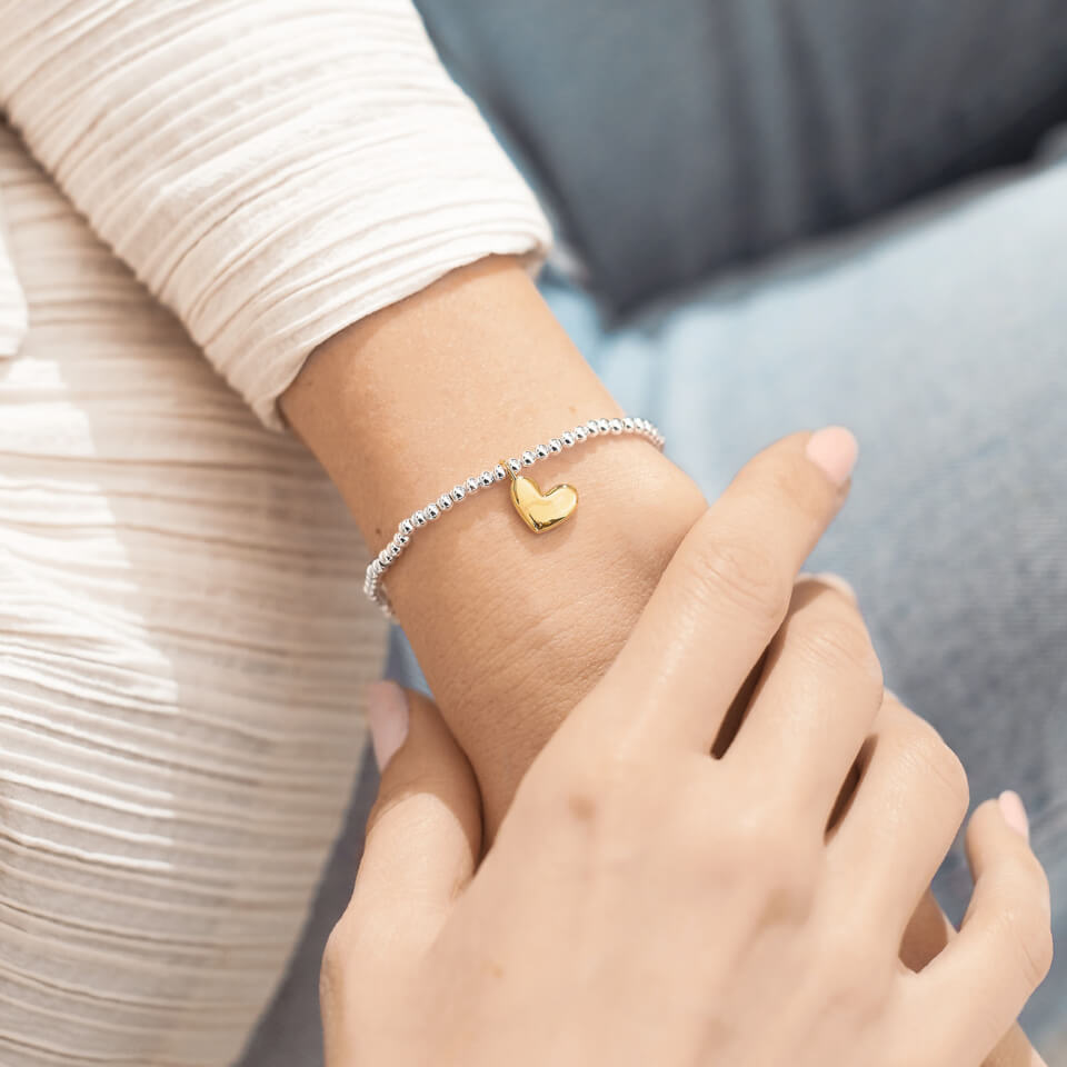 Joma heart of gold bracelet hotsell