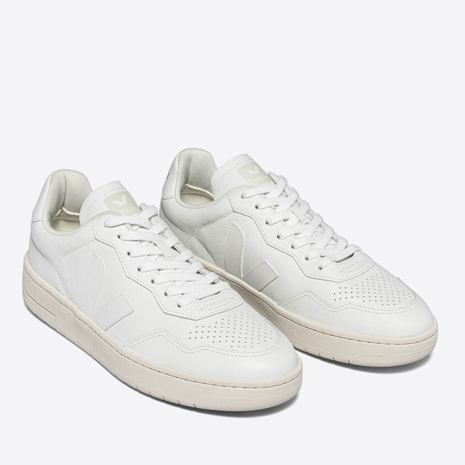 Veja Men's V-90 Bastille Leather Trainers