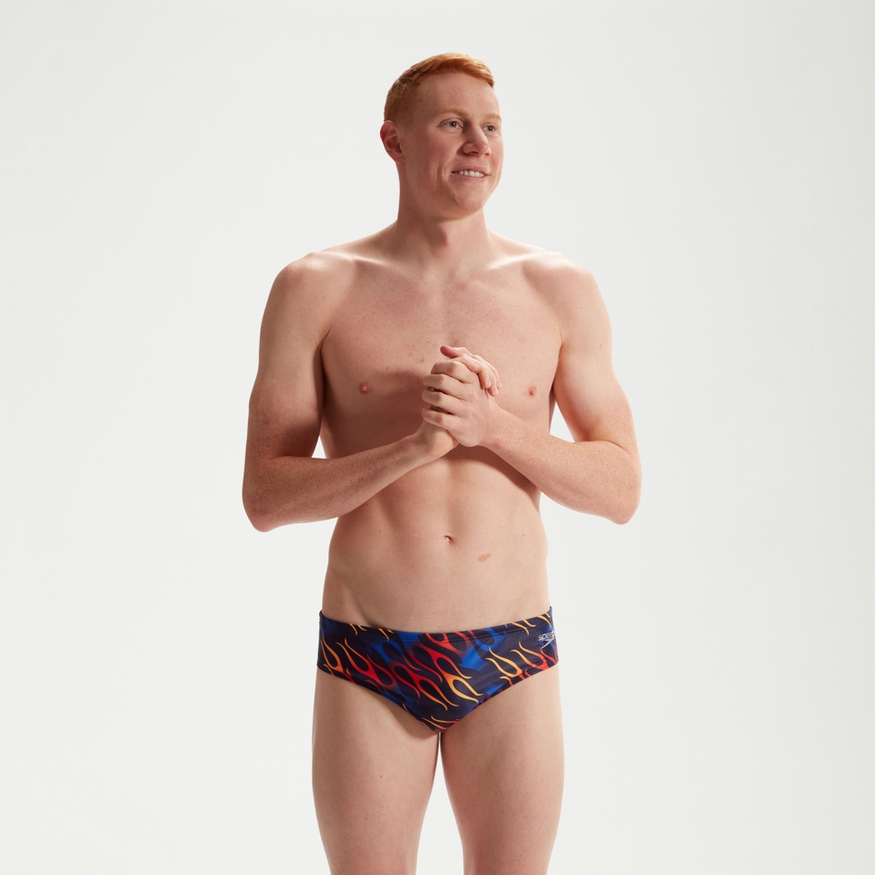 Herren Club Training Badehose mit digitalem Allover-Print, 8 cm Blau/Orange
