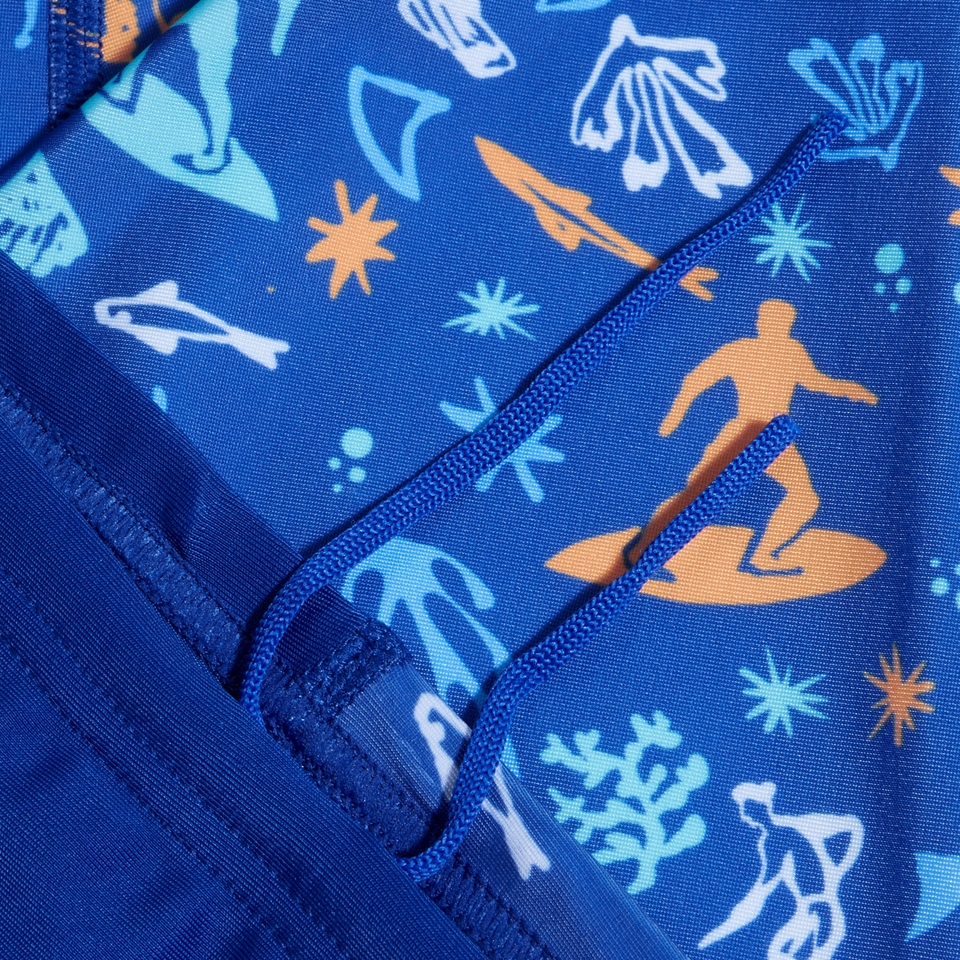 Digital All-Over-Schwimmhose mit V-Cut für Jungen Blau