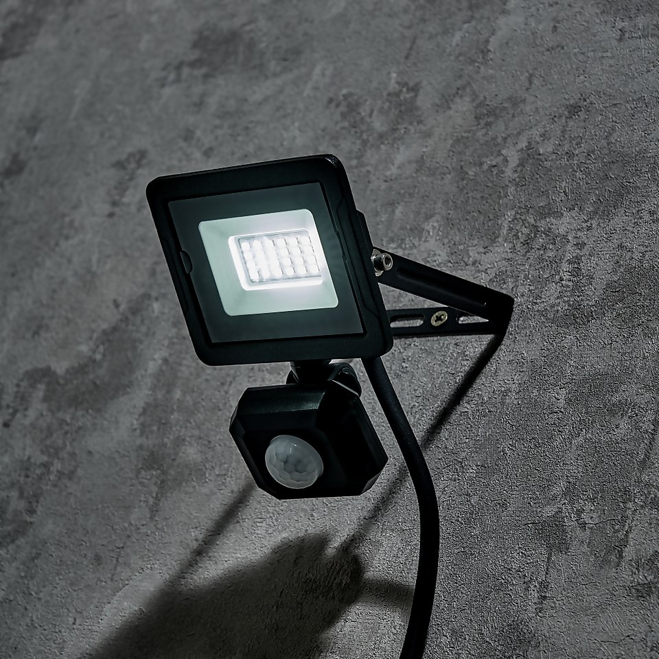 10W LED Outdoor Floodlight with PIR Motion Sensor