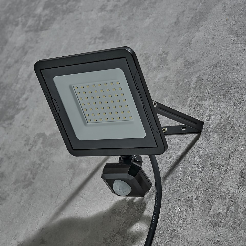 30W LED Outdoor Floodlight with PIR Motion Sensor