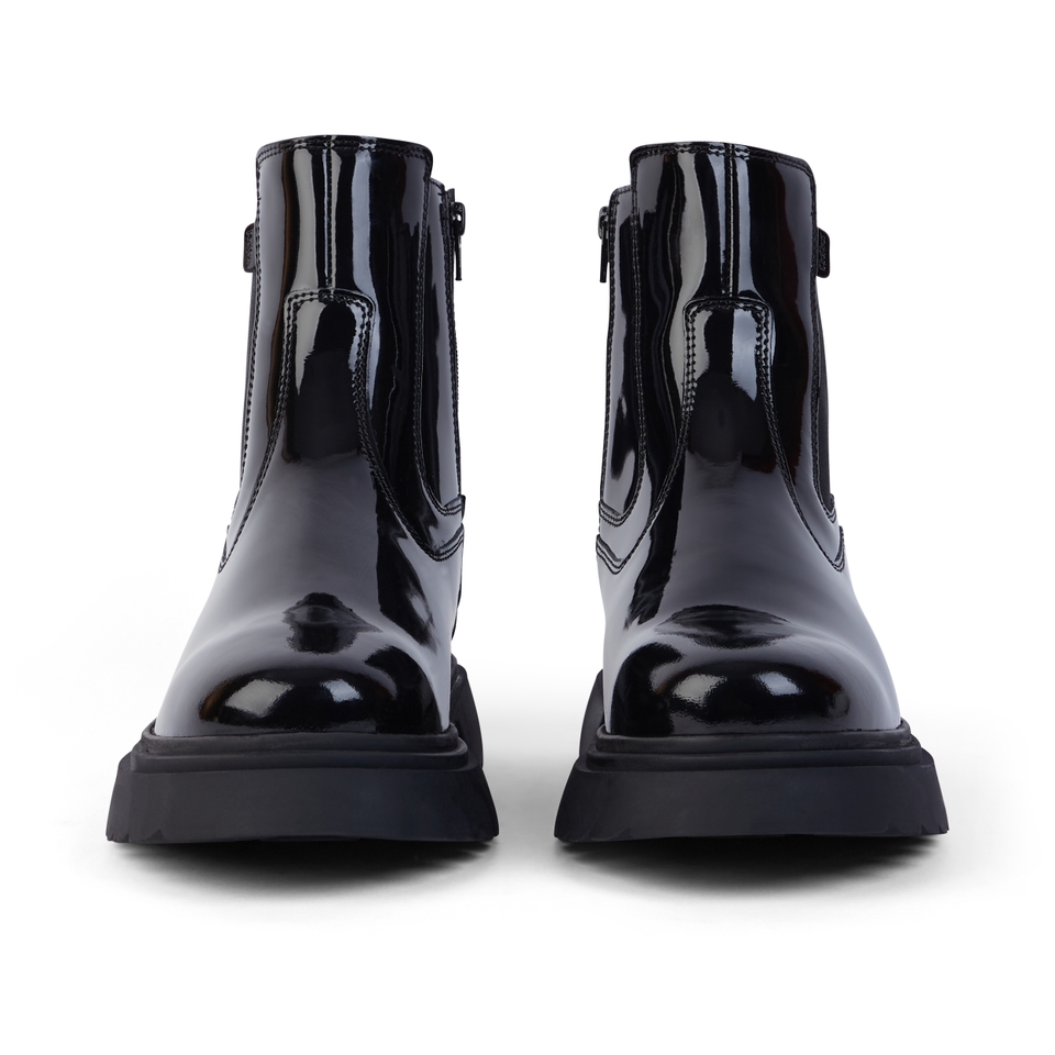 Youth Women Kenzi Chelsea Patent Leather Black