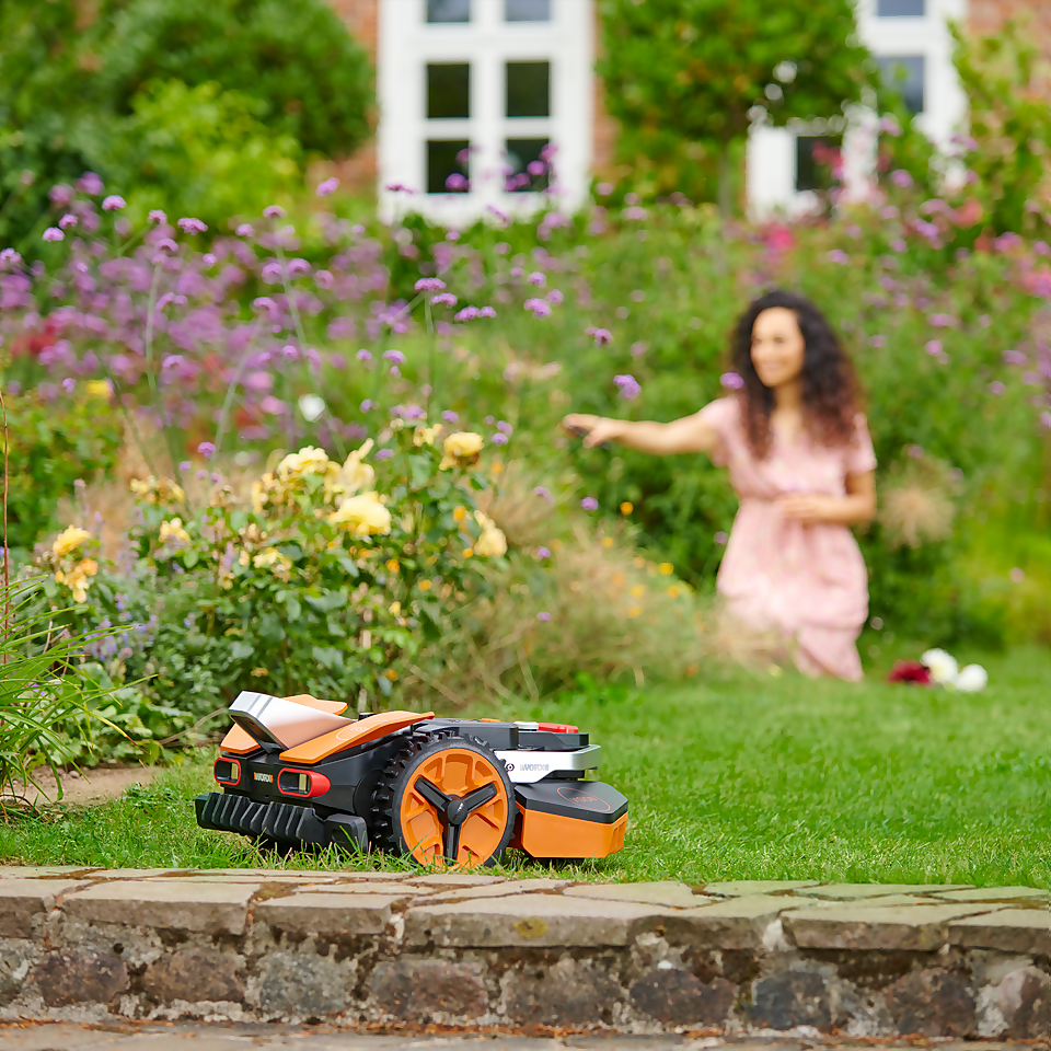 Worx Landroid Vision M800 Robotic Lawn Mower Homebase